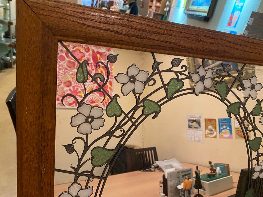 壁掛け鏡 ステンドグラス風 #ステンドグラス #壁掛け鏡 #鏡