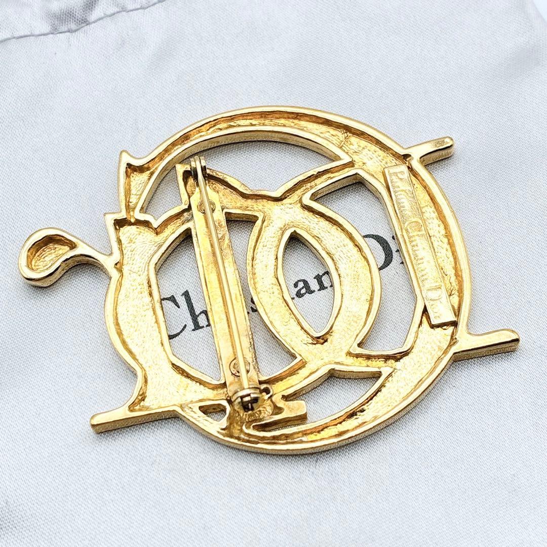2950-2 極美品✨Dior　ブローチ　CD　ロゴ　希少　刻印