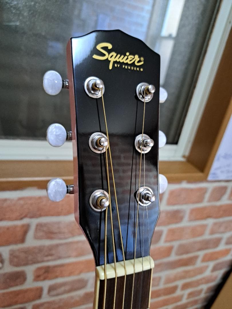 ハローキティーのギター