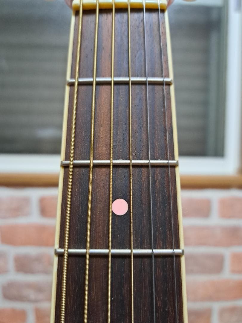 ハローキティーのギター