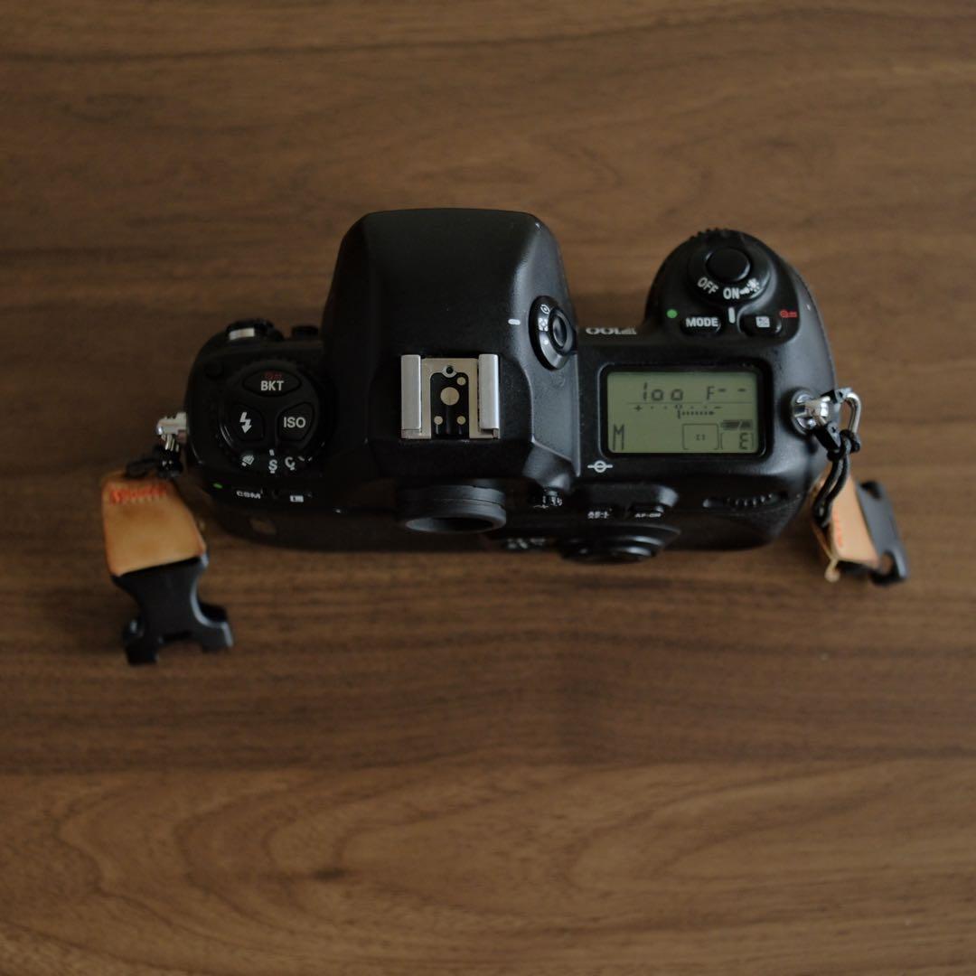 フィルムカメラ Nikon F100 SLR Camera