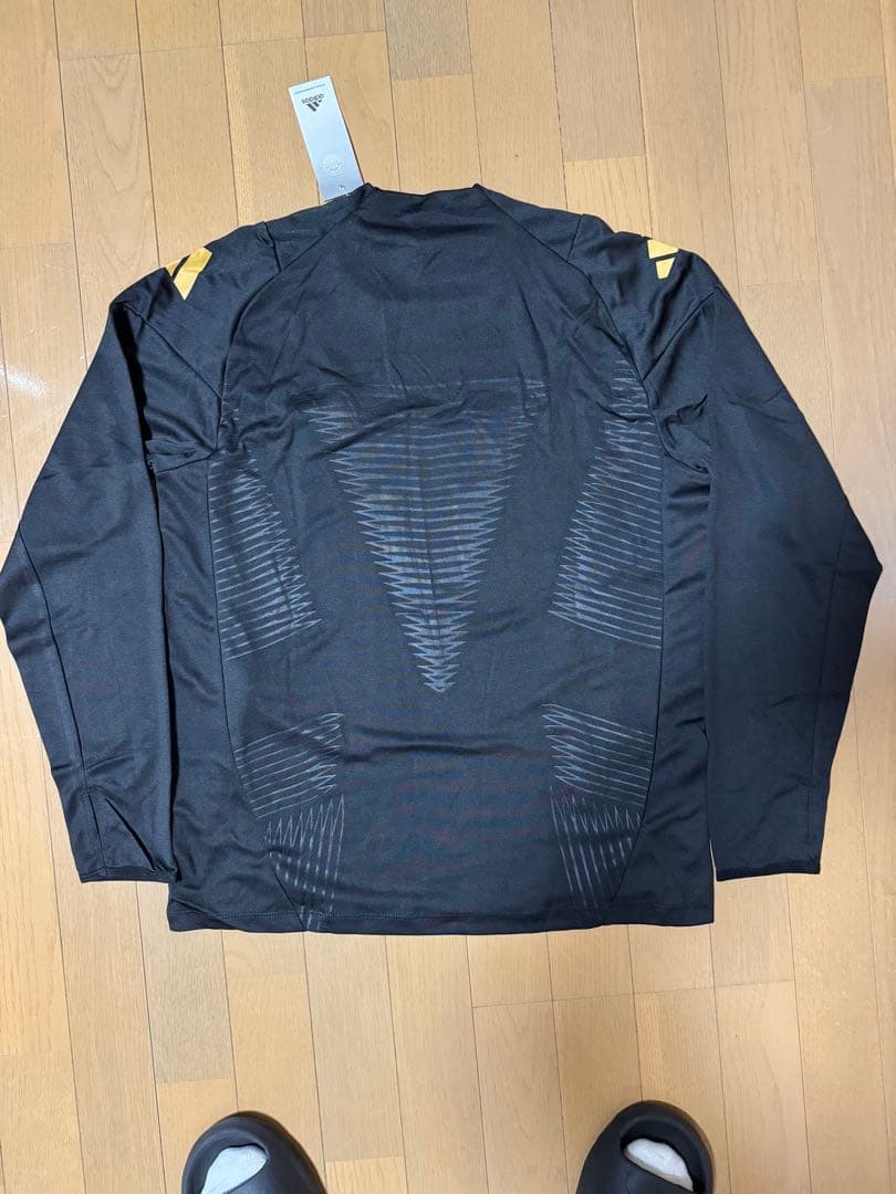 レアル・マドリード 長袖ジャージ 黒金　上下セット　M