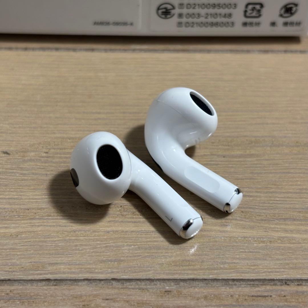 第3世代 中古品 国内版 正規品 Apple AirPods MME73J/A