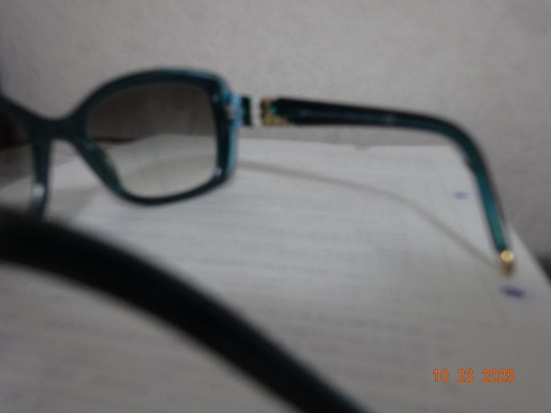 BVLGARI サングラス　8133Ｆ　56□18　made in Itaiy