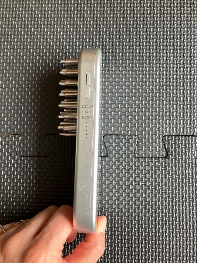 SALONIA EMS美顔器 EMSリフトブラシ 充電式 温感機能搭載（箱なし）