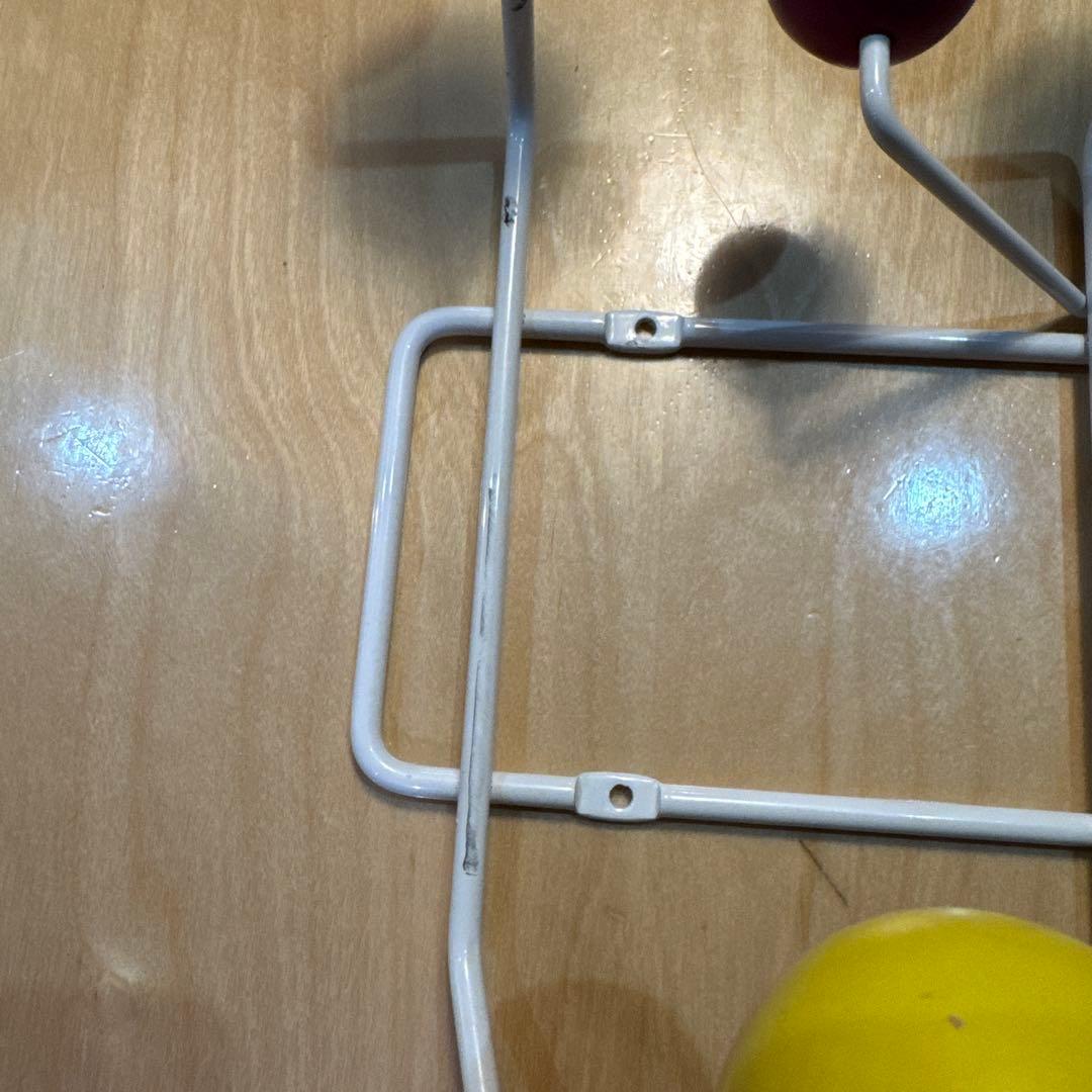 イームズ　ハングイットオール