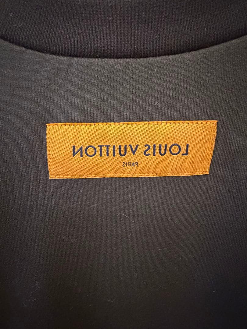 【極美品】Louis Vuitton ステッチプリントエンブロイダリートレーナー