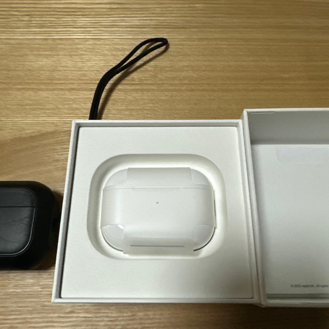 AirPods Pro2 type-c 新品正規イヤーチップESR製ケース付き