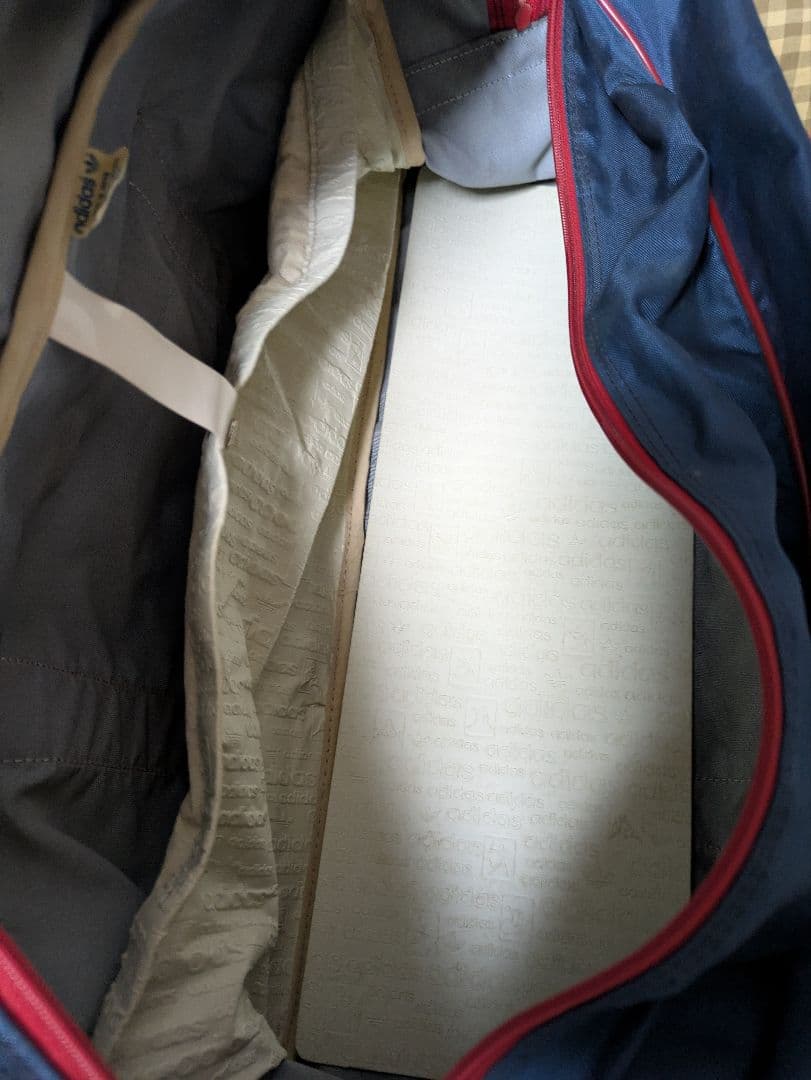 adidasのビンテージバッグ