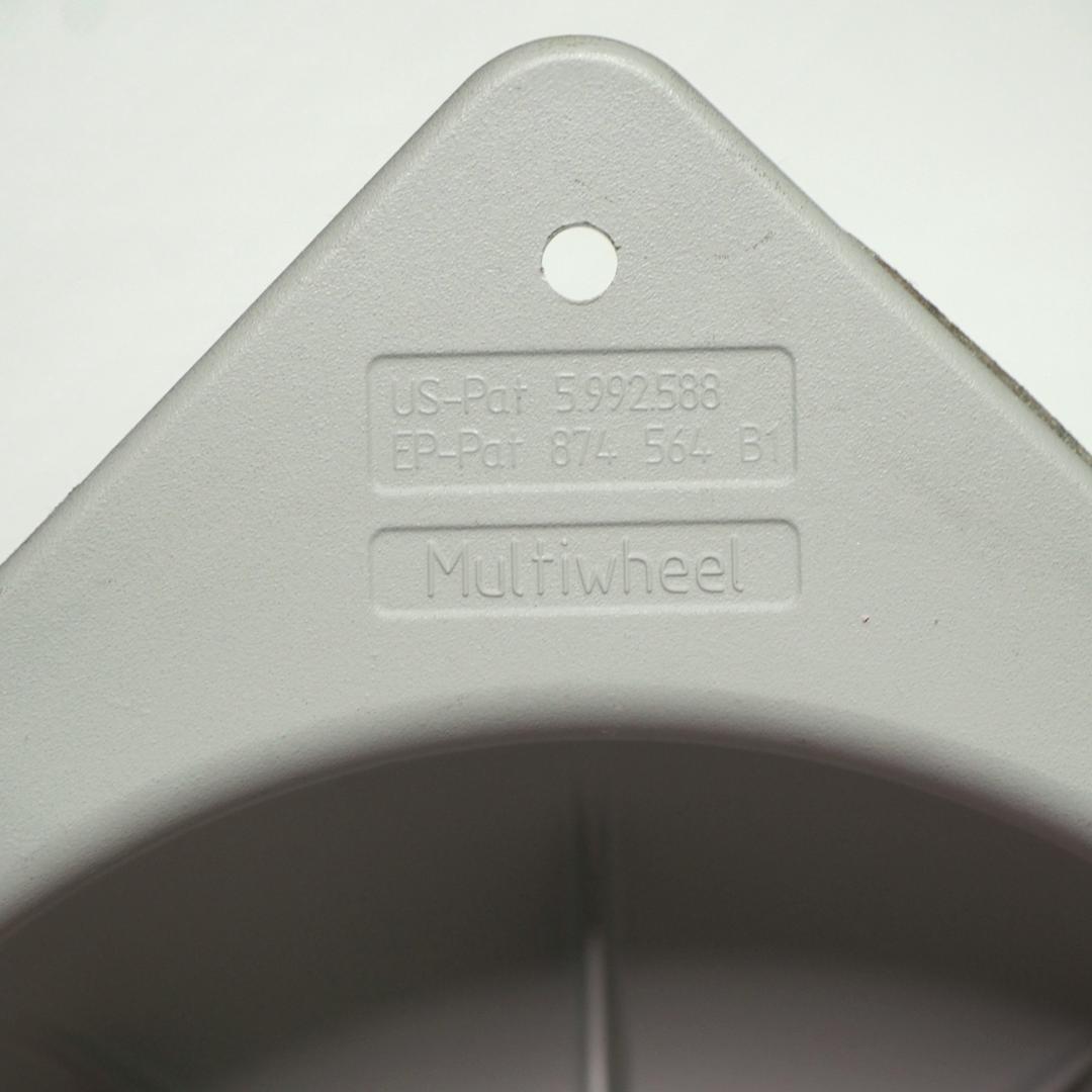 リモワ 64ミリマルチホイールハウジング　グレー