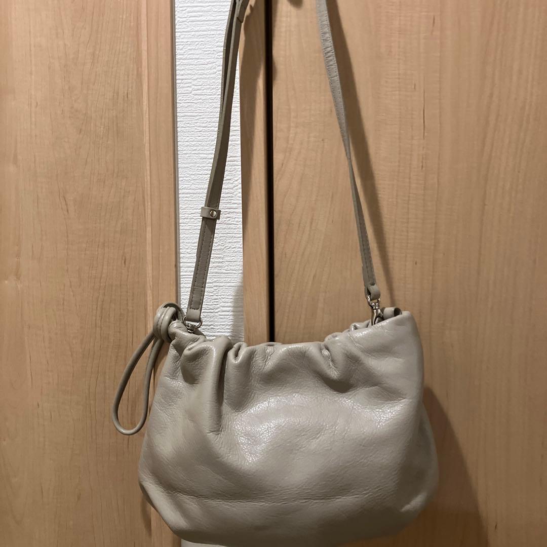 ☆☆お値下げ☆☆ラシット レザー巾着4WAYショルダーバッグ グレージュ