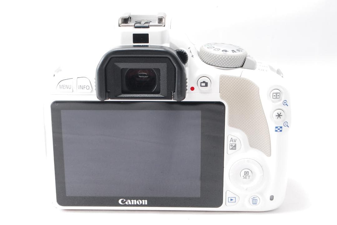 ✨大人気のホワイト✨スマホ転送可能✨Canon kiss X7 レンズセット