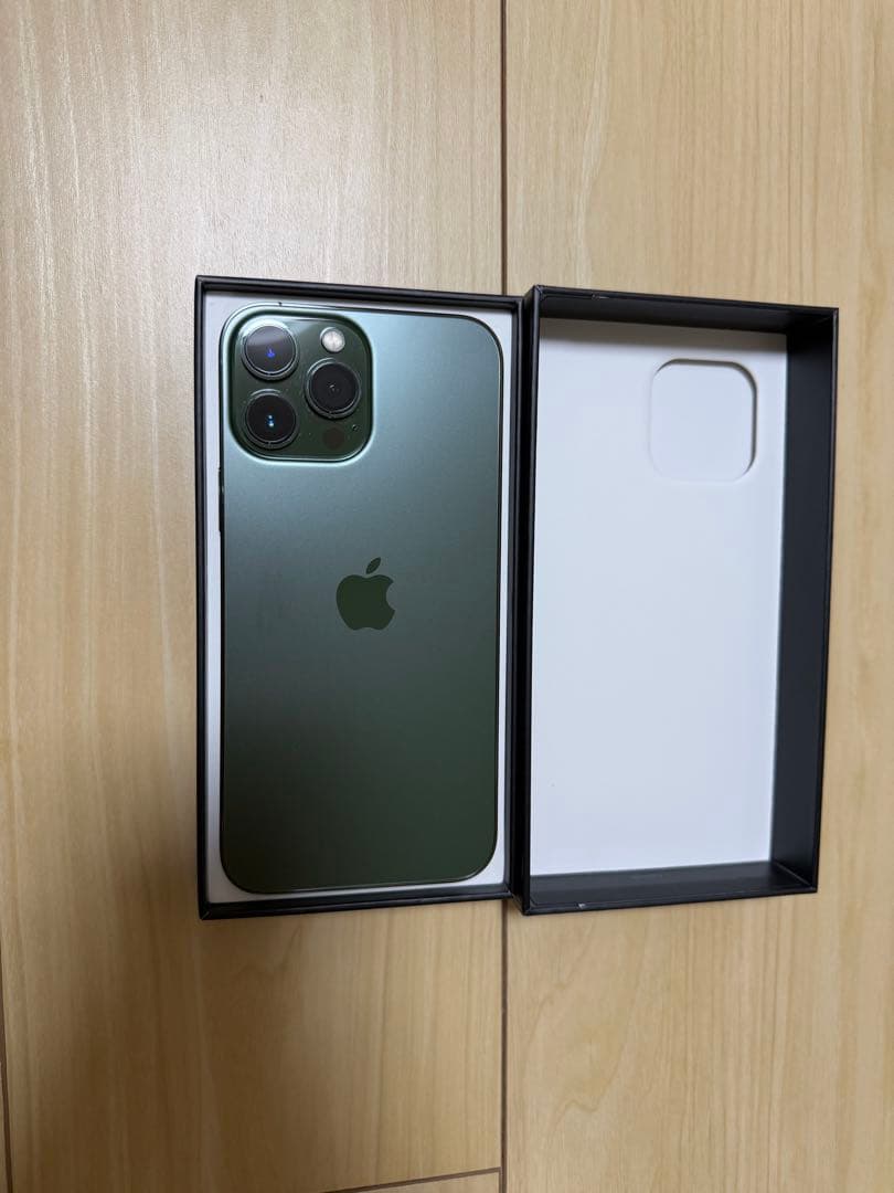 Apple iPhone 13 Pro Max 256MB アルパイングリーン