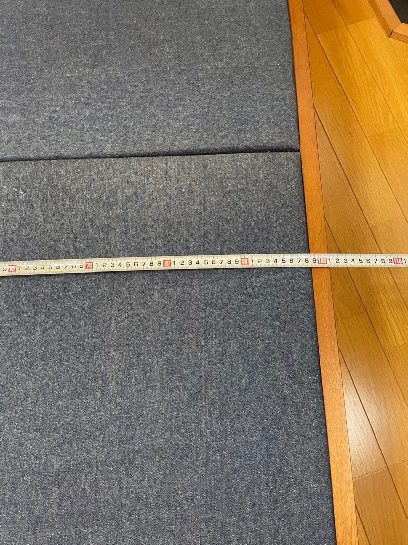 本格！木製シングルベッドフレーム 彫刻入り