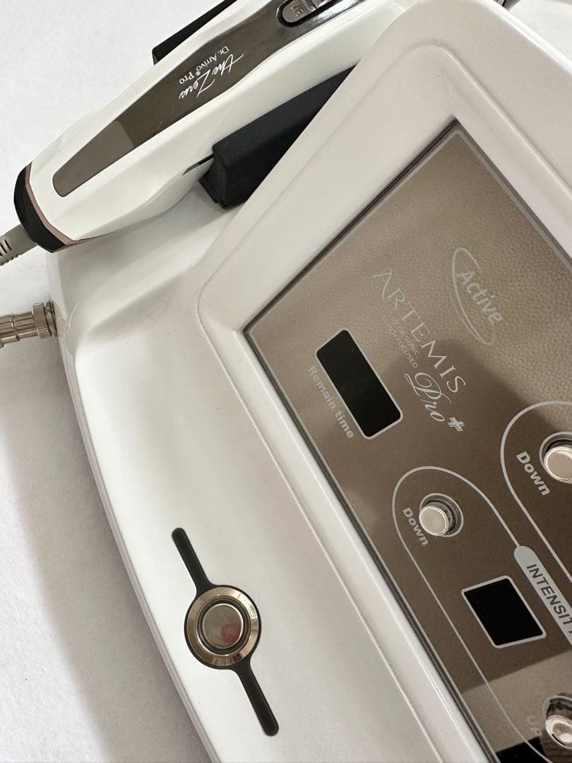 アルテミスプロエステ機器＋Dr.A rrivoPro美顔器