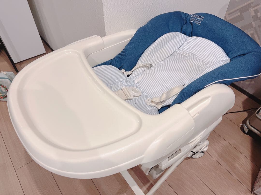 combi ネムリラ ハイローチェア