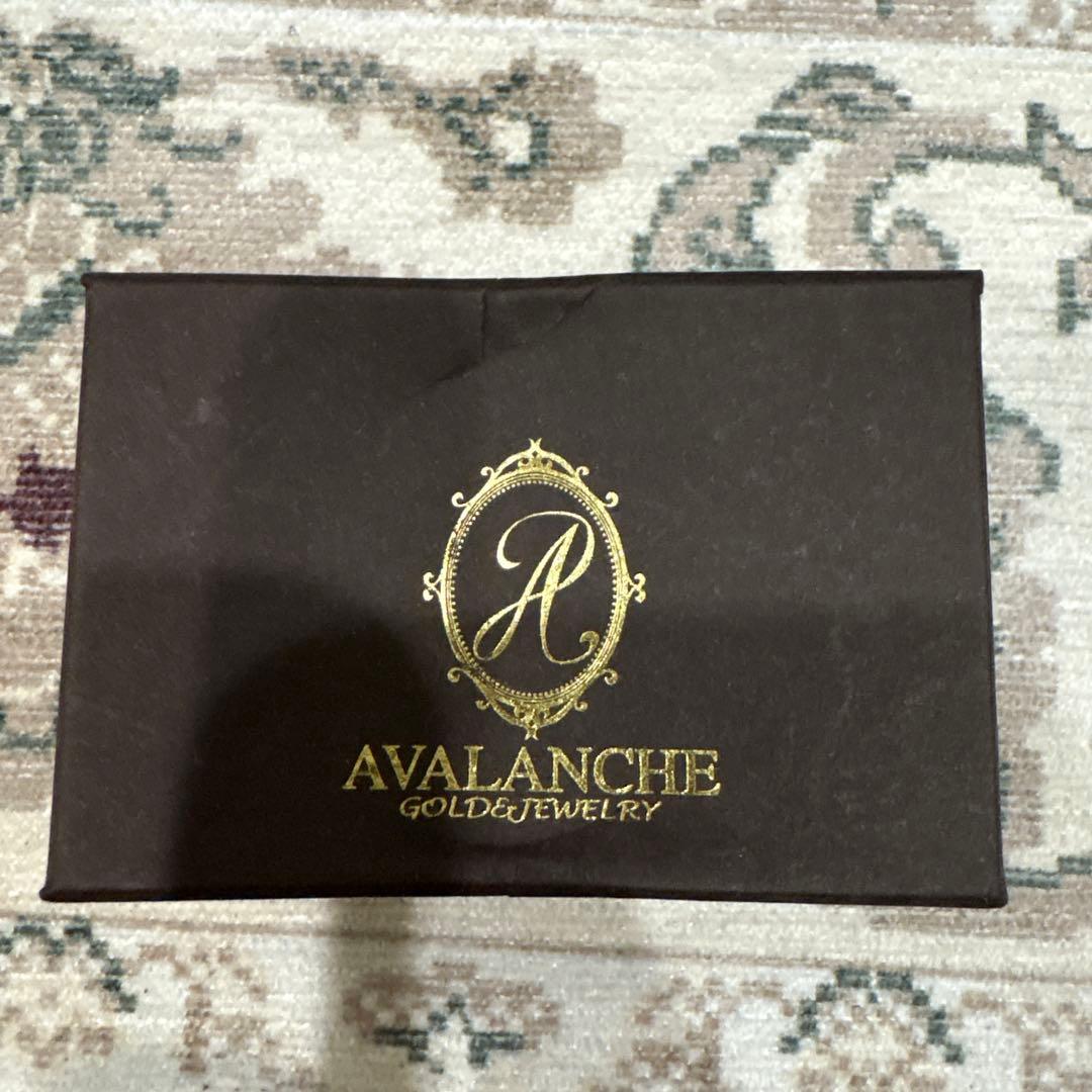 AVALANCHE 10K ゴールド 女神　トップ