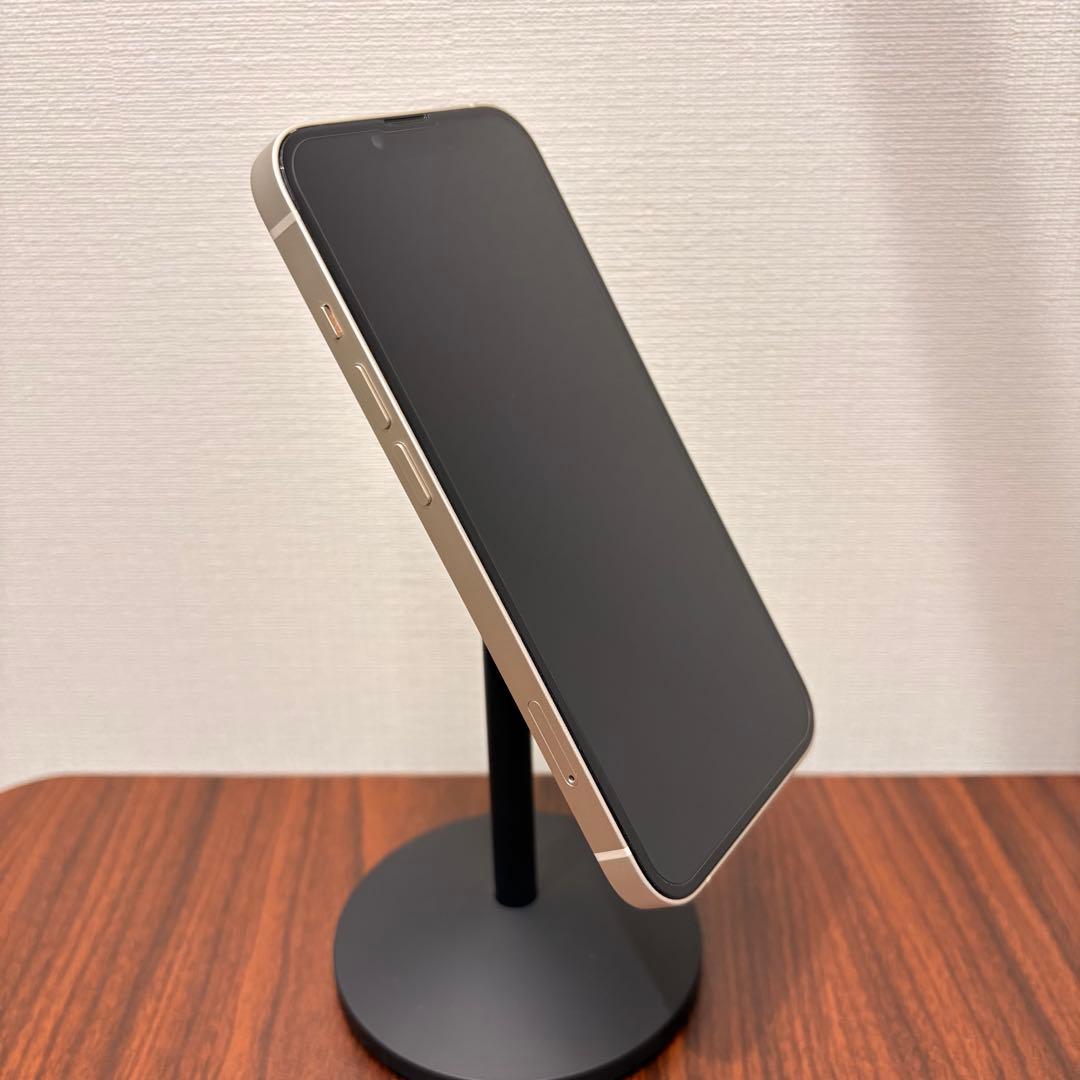 【新品同様】Apple iPhone 13 スターライト(ホワイト)128GB
