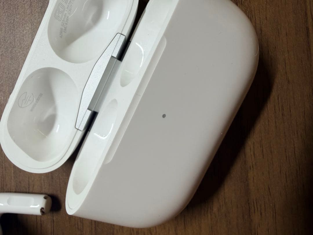AirPods Pro（第2世代）USB-Cワイヤレス充電　ドラえもん保護ケース