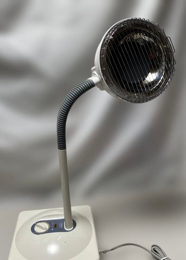 オムロン 赤外線治療器 HIR-220治療器 未使用品 医療用具承認番号 取得済