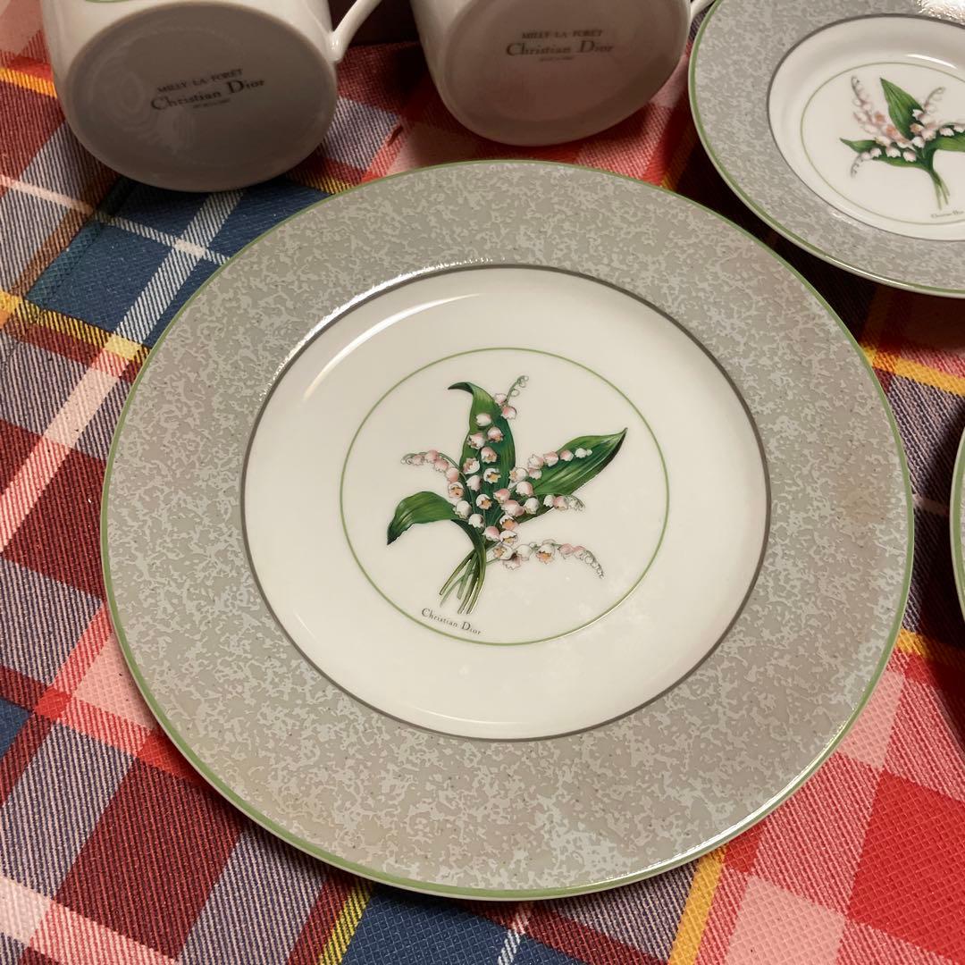 クリスチャンディオール ミリラフォーレ カップソーサーセット&大皿2枚　新品