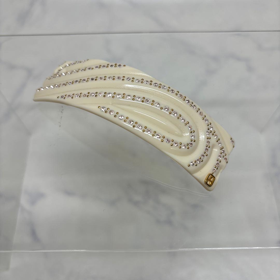 1105 アレクサンドルドゥパリ　バレッタ　ホワイト　傷,汚れあり.