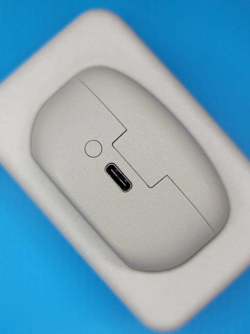 【美品】SONY WF-1000XM5（S）プラチナシルバー