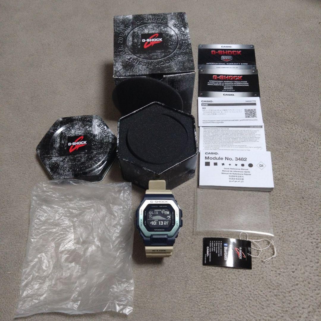 未使用に近い　G-SHOCK　GBX-100TT-2DR ネイビー/アイボリー