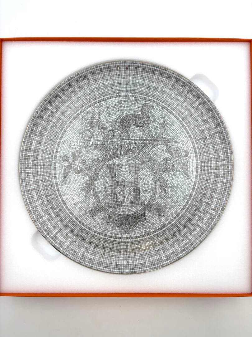 エルメス　モザイク ヴァンキャトル　ゴールドプラチナ　タルトプレートペア　箱付き