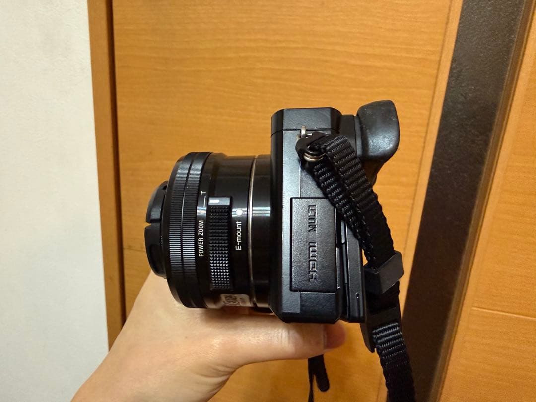T*o様 (難あり)Sony α6000 ミラーレス一眼カメラ　ダブルズームレン