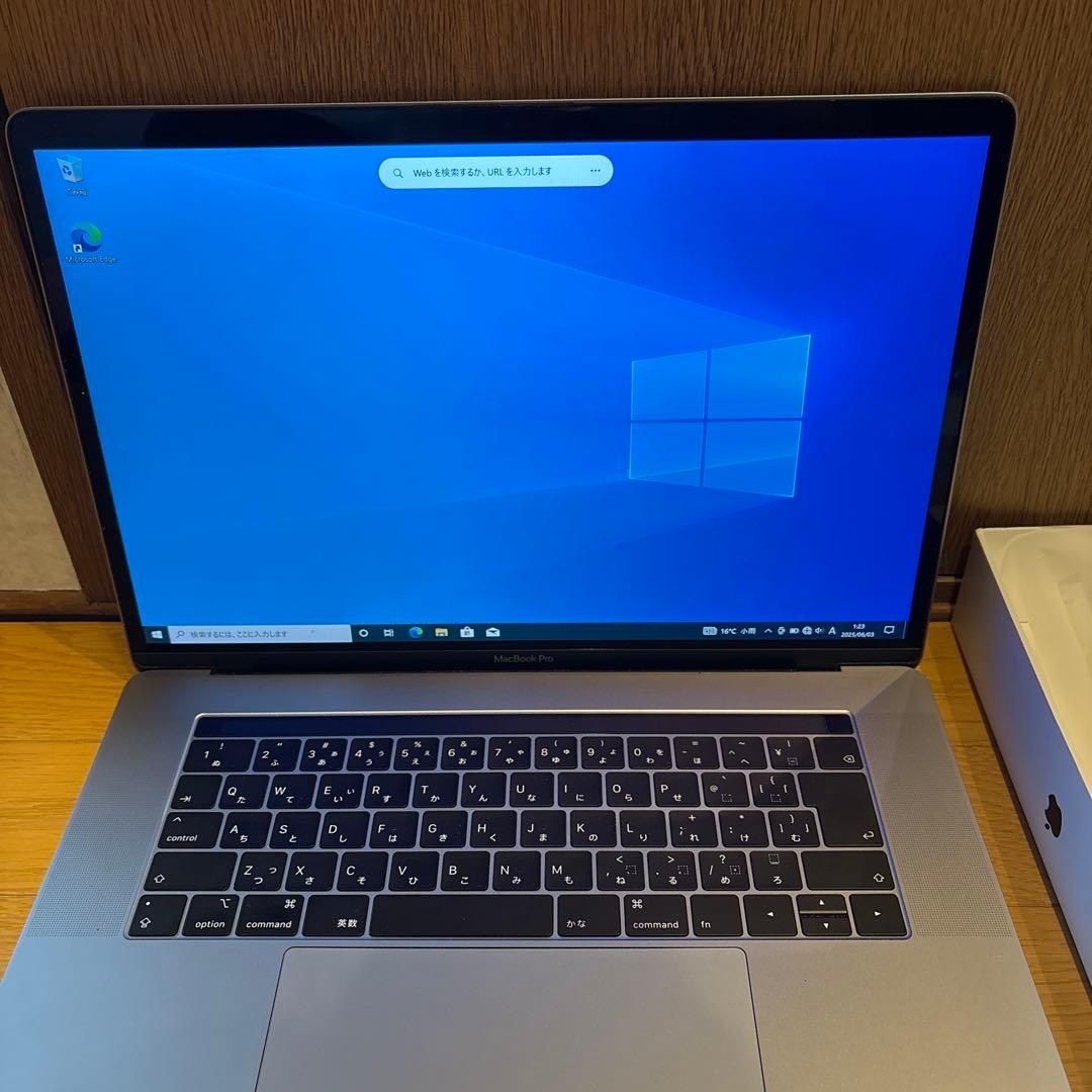 MacBook Pro 15.4インチ Intel Core i7 Win 10