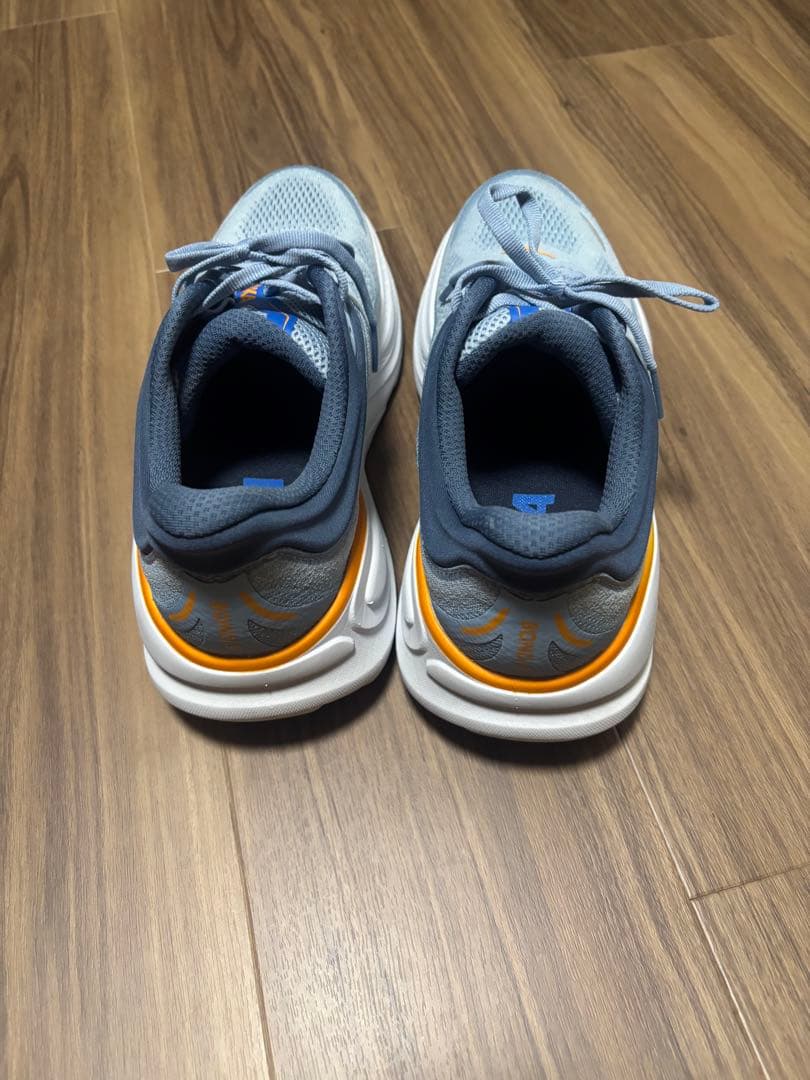 HOKA ボンダイ9 26.5 未使用に近い