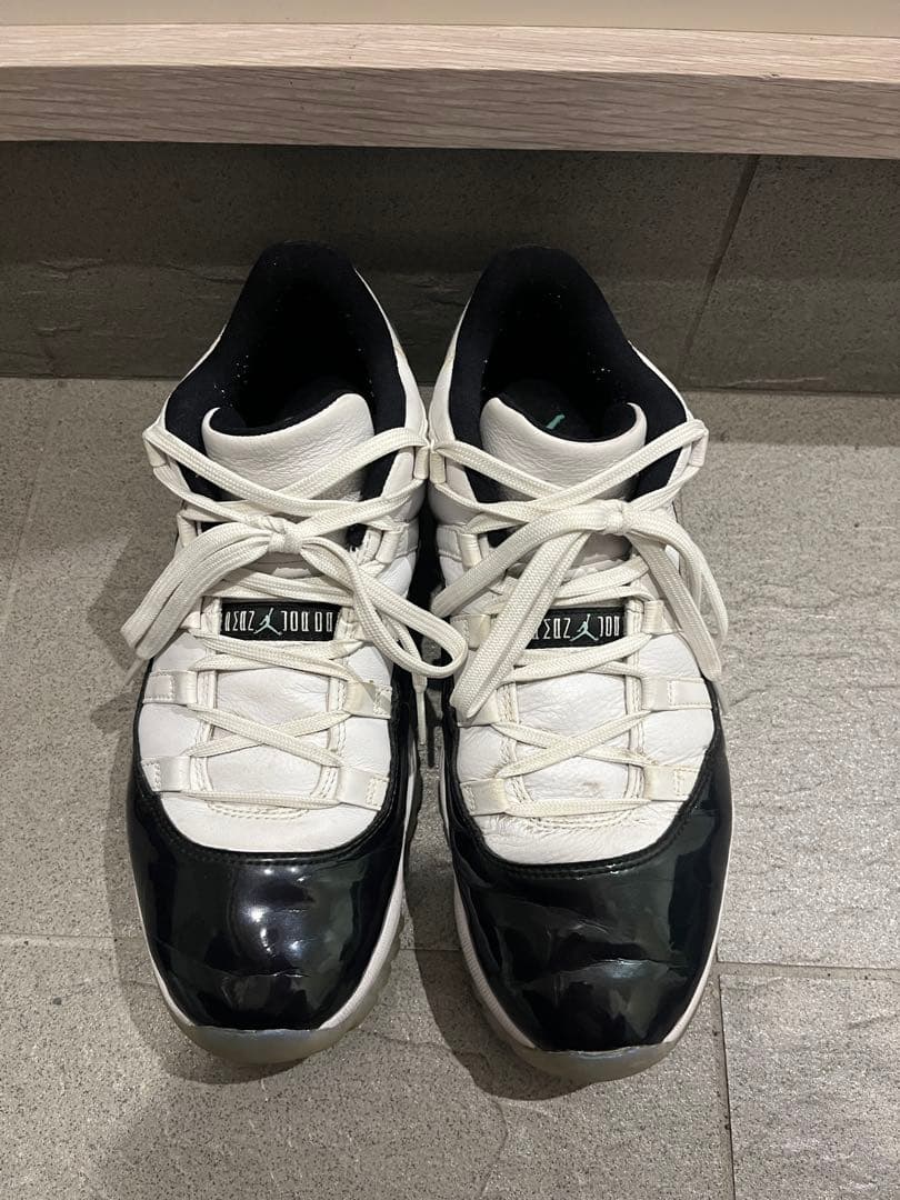 エアジョーダン11 LOW コンコルド