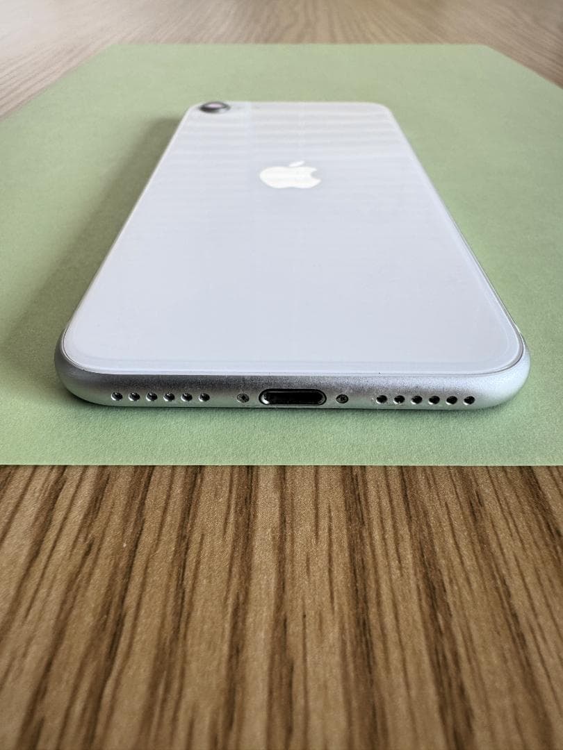 ◇iPhoneSE 第2世代 (SE2) ホワイト 64GB◇