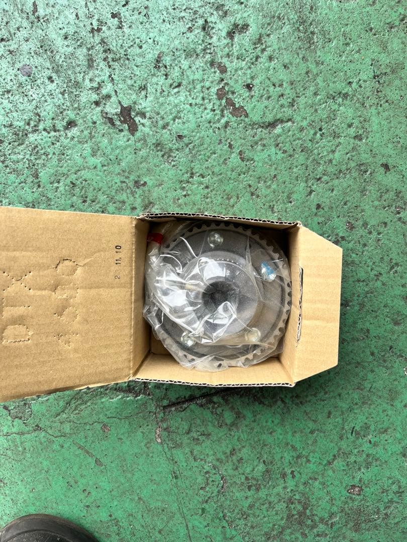 未使用新品VVT-iプーリー　13050-46010