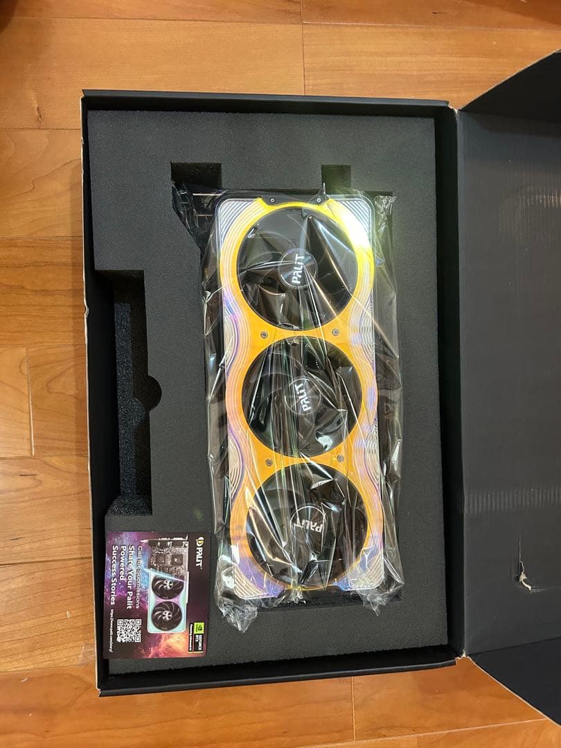 そ*う様 ハリボテ GeForce RTX 5090