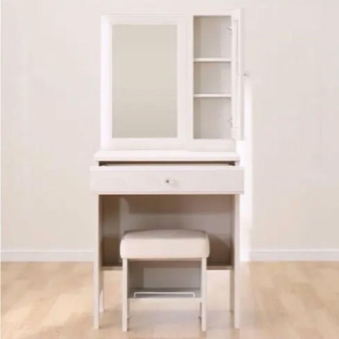 chikoli52 ニトリ　ドレッサー　椅子は別売り中です(フェリベーネ