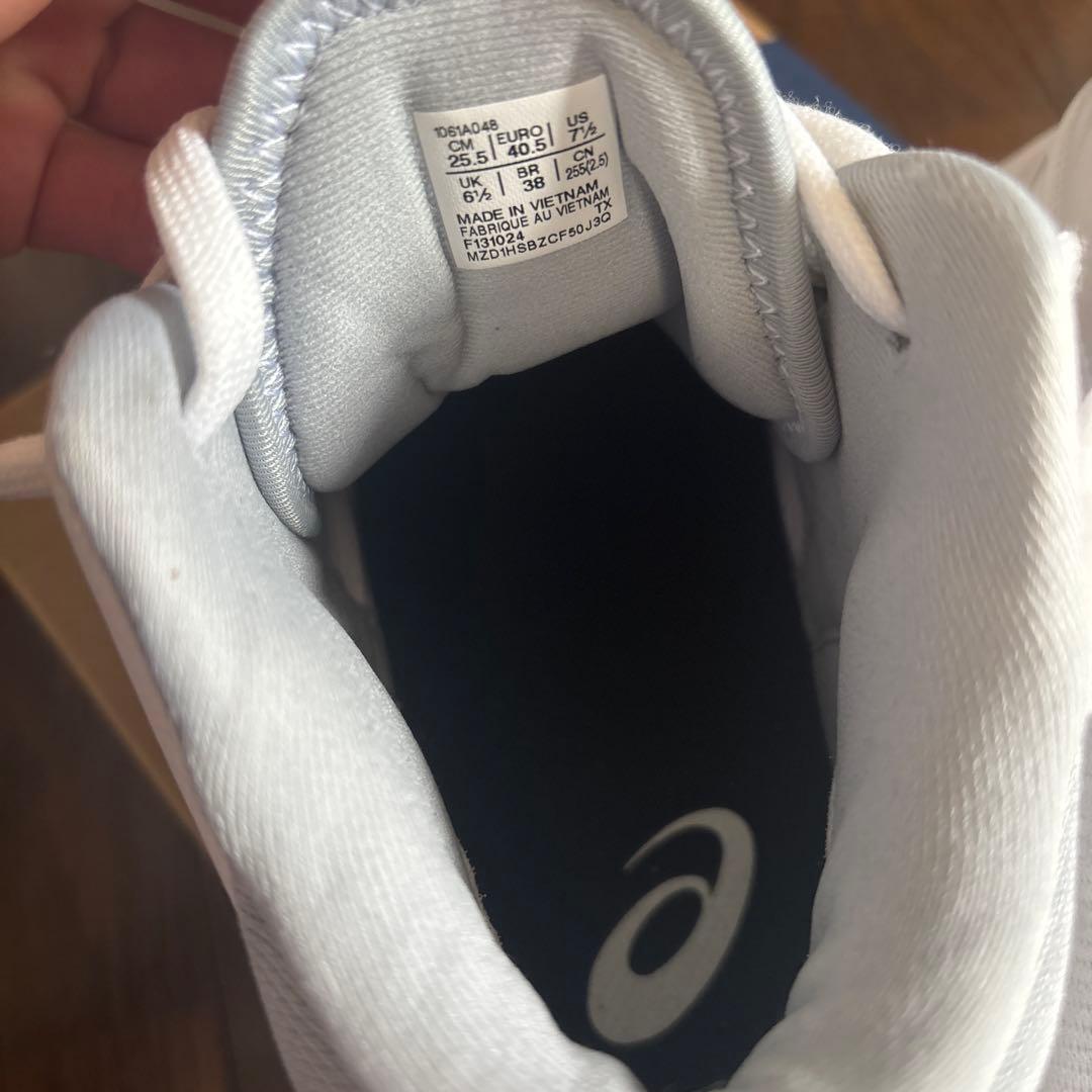 アシックス NOVA SURGE 3 ノヴァサージ3 バッシュ　ホワイト