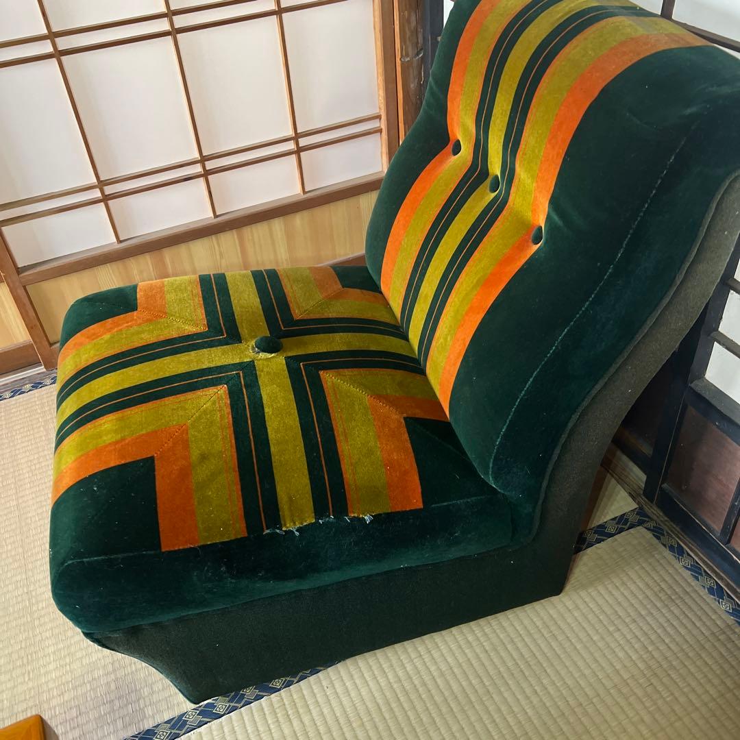 レトロなモケット1人掛けソファ②