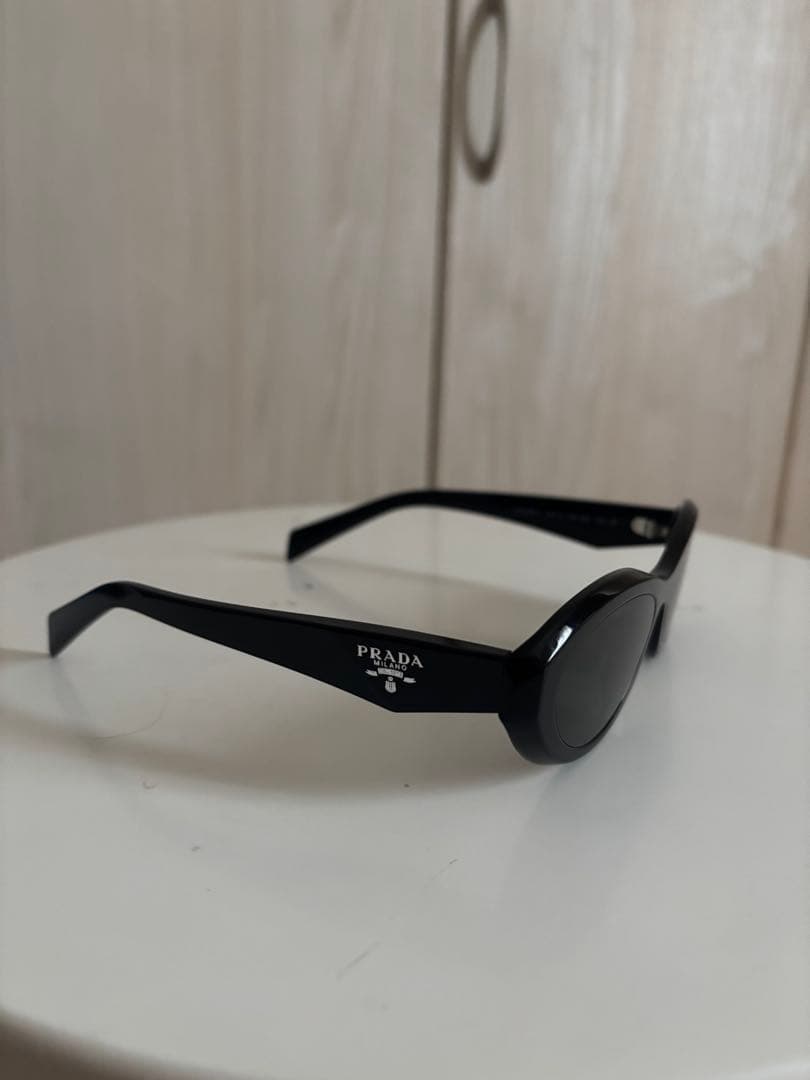 PRADA サングラスSPR 26Zトライアングルロゴ BLACK