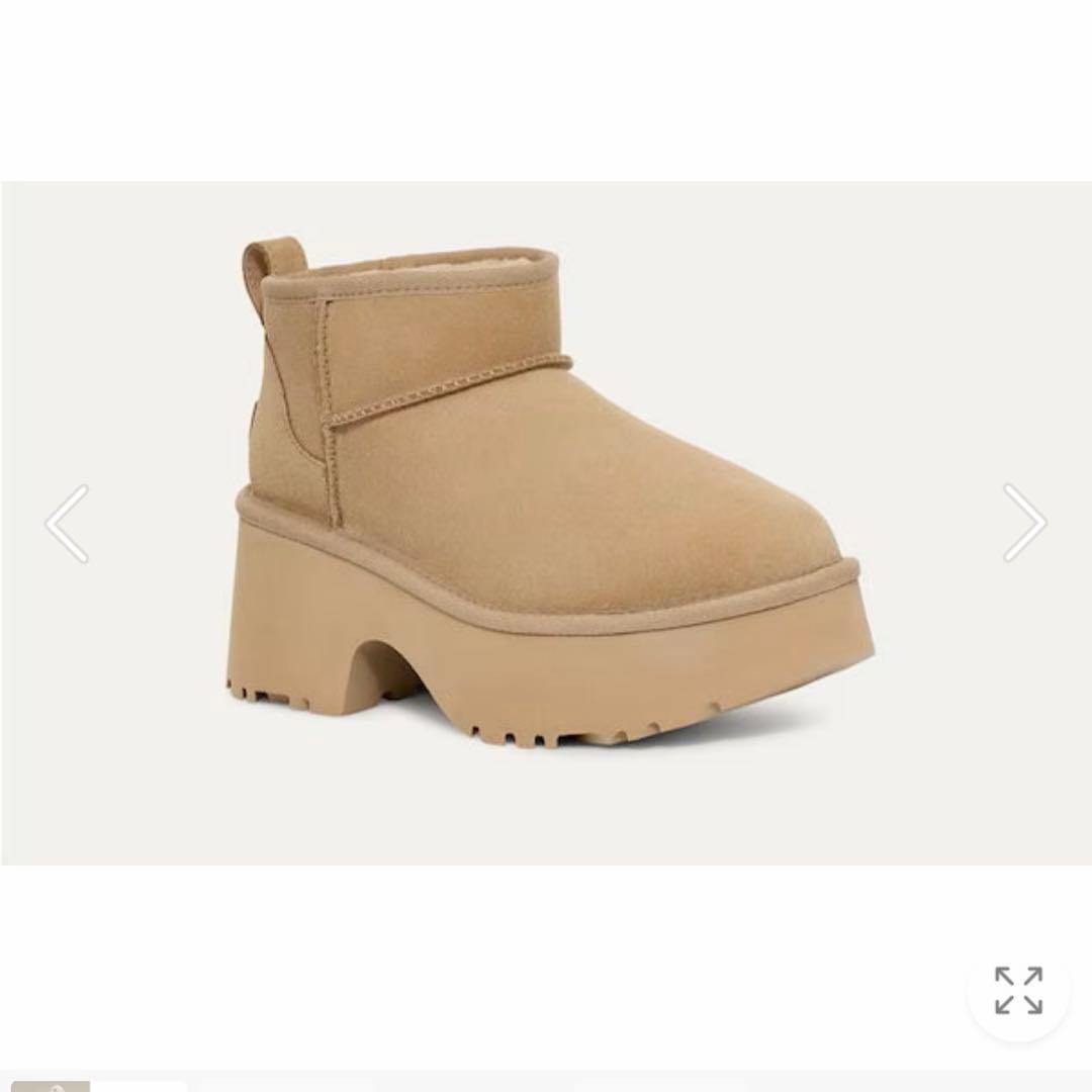 UGG CLASSIC ULTRA MINI NEW ベージュショートブーツ