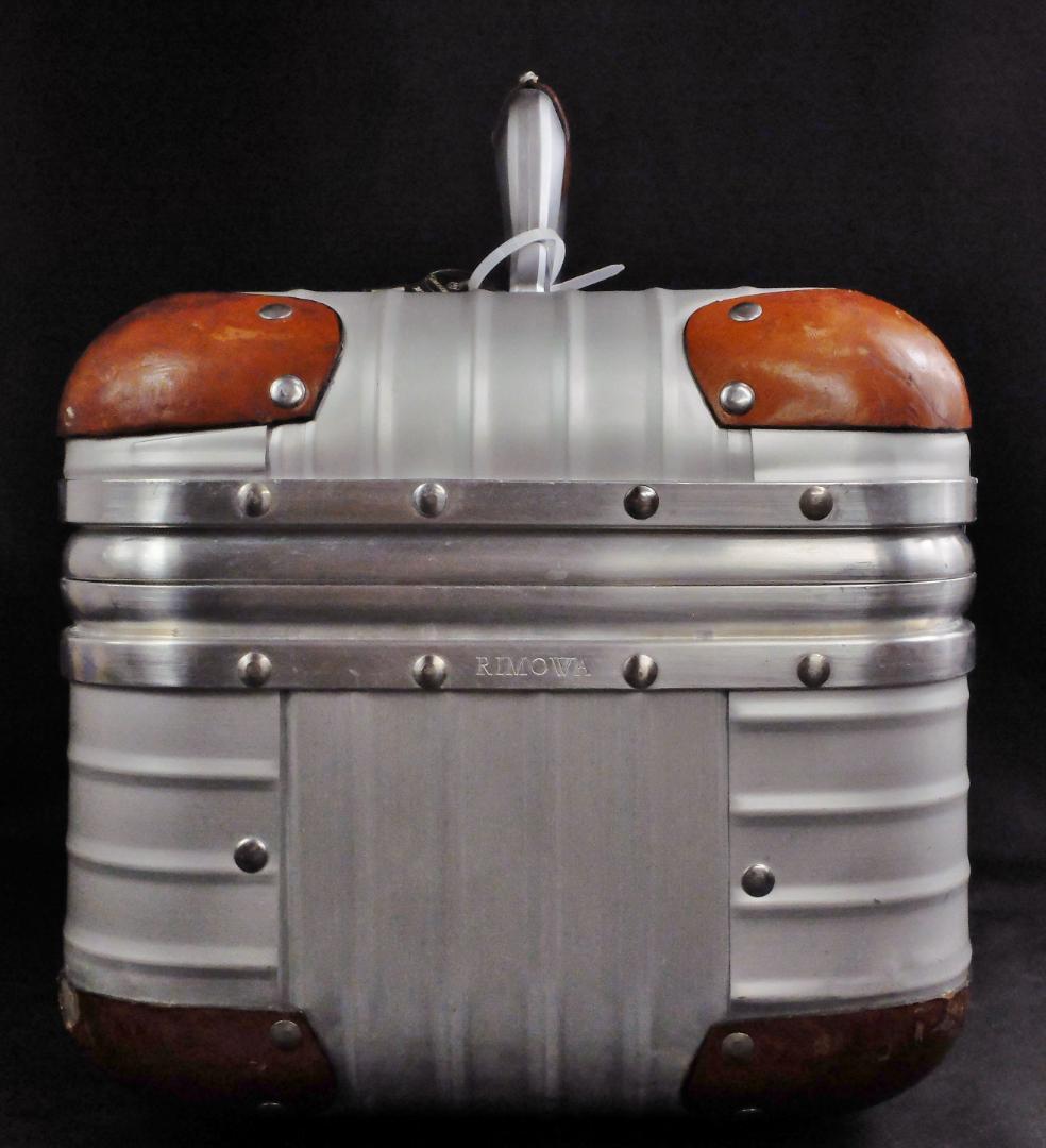 リモワ トパーズ『ASSIMA』ALビューティケース 17L【LTD/激レア】