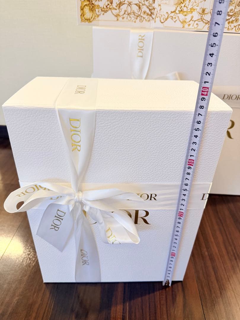 2/19まで Diorクリスマス 日めくりカレンダー 新品未開封