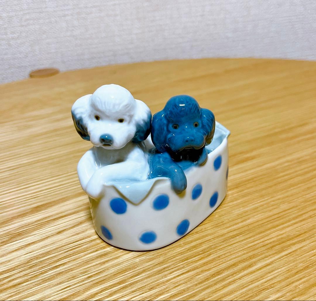 廃盤　リヤドロ　NAO　ナオ　双子のプードル