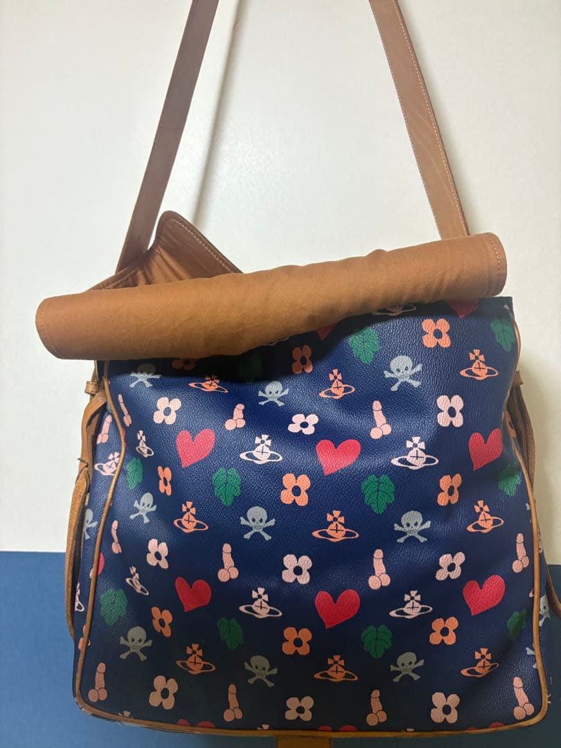 希少ヴィヴィアンウエストウッド ペイガンモノグラム柄 ショルダー 廃盤モデル