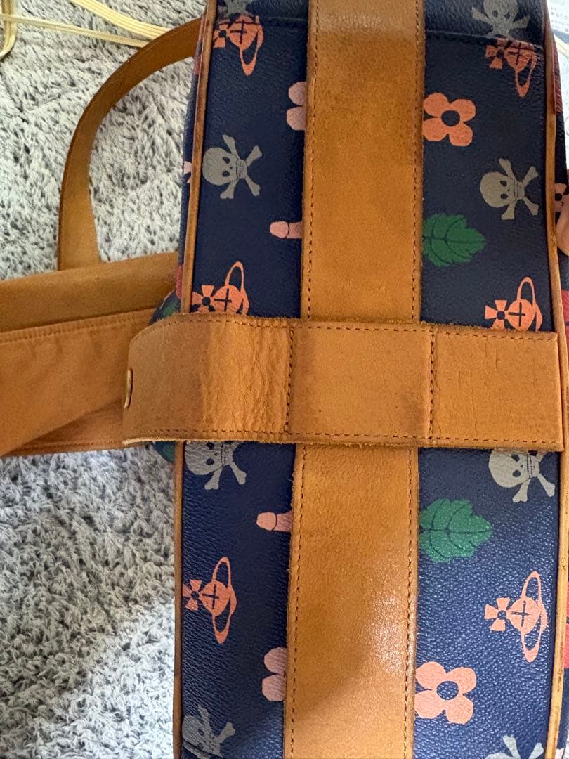 希少ヴィヴィアンウエストウッド ペイガンモノグラム柄 ショルダー 廃盤モデル