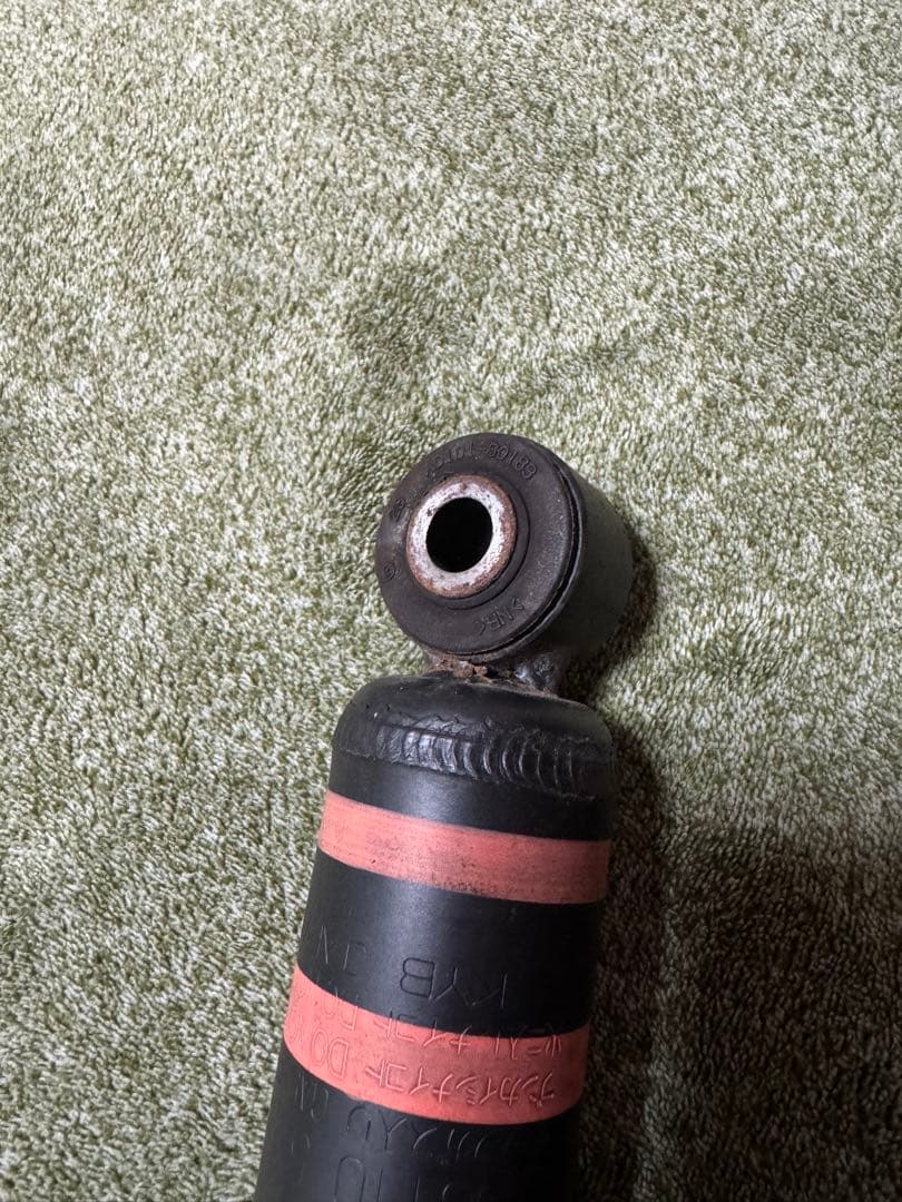 【送料込】日産 NV350 キャラバン 純正ショックアブソーバー 前後セット