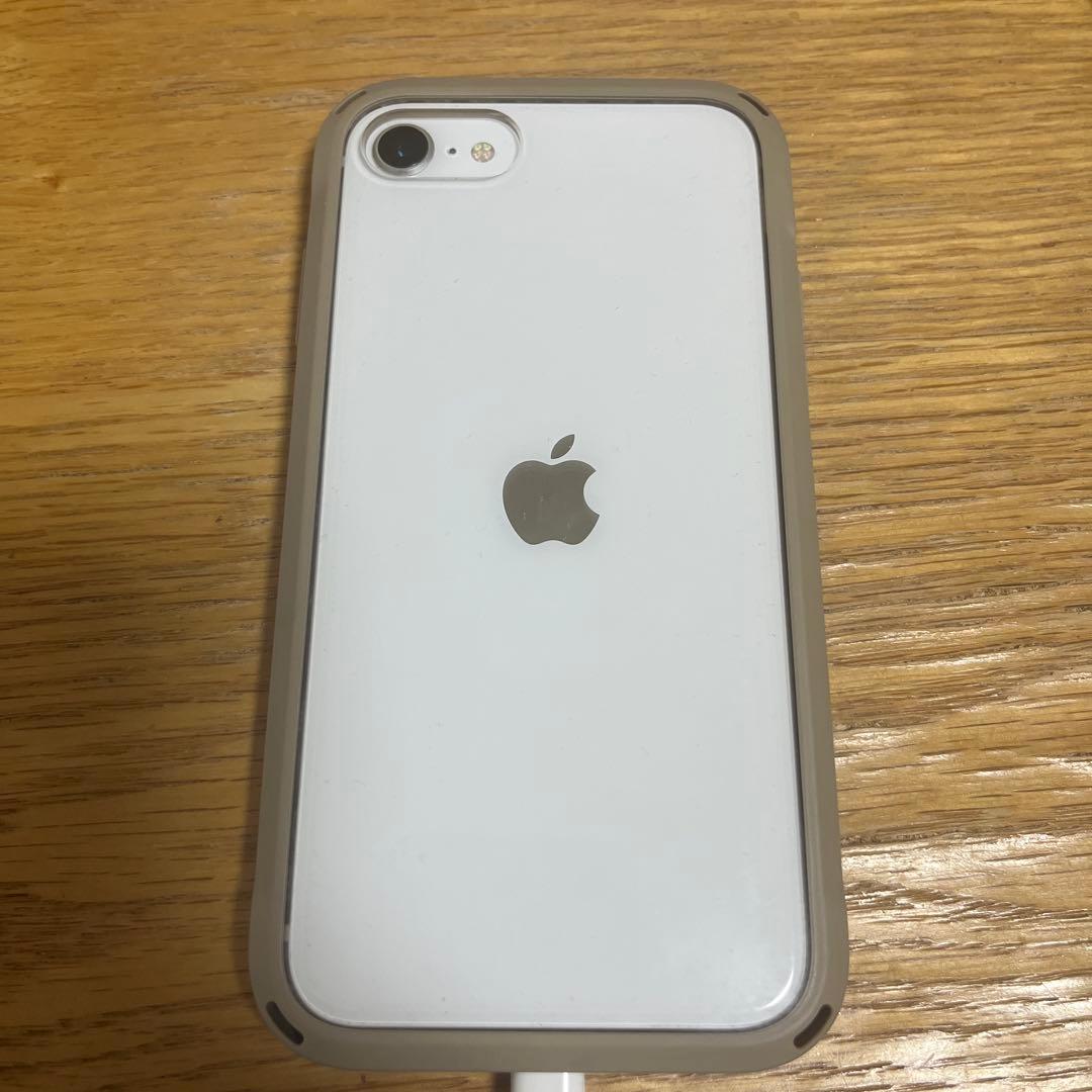 iPhone SE2 64GB ホワイト　本体　カバー付き　SIMフリー