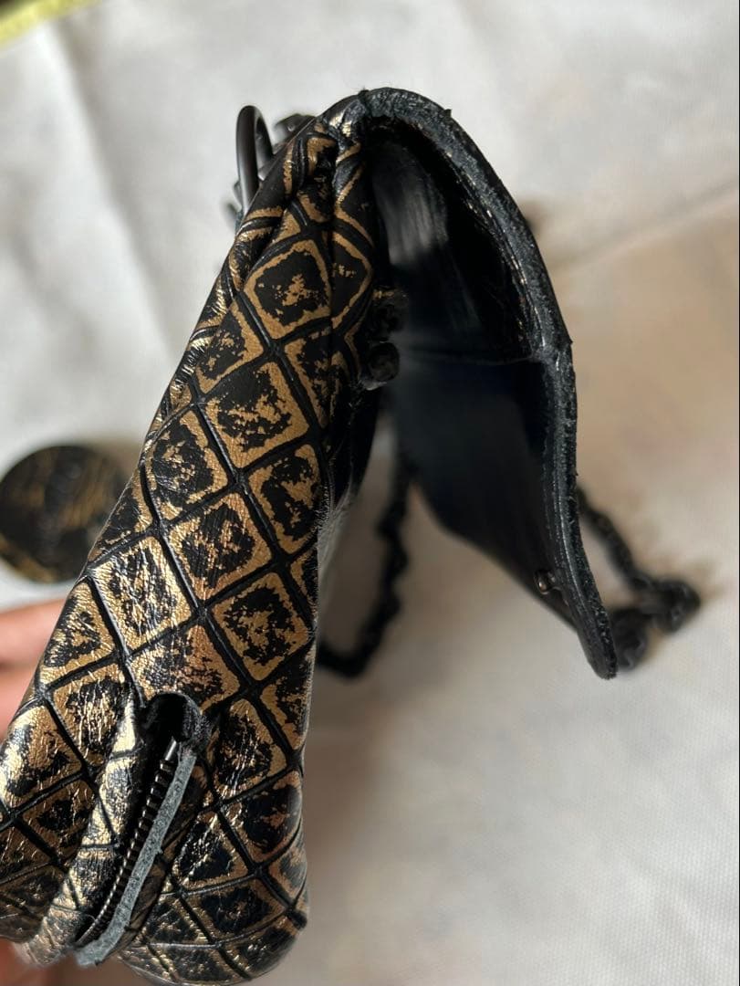 ボッテガヴェネタ ミニチェーンショルダーバッグ バタフライチャーム