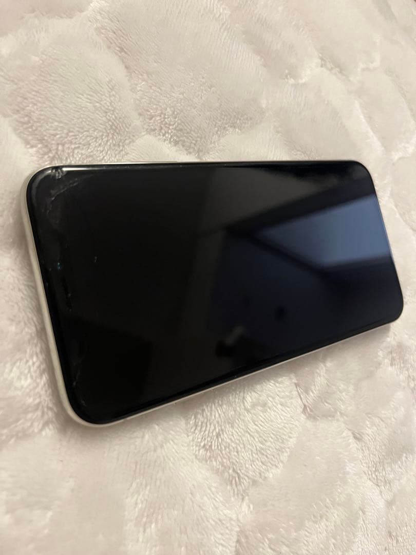 iphone13本体 iFcaeカバー 箱付き